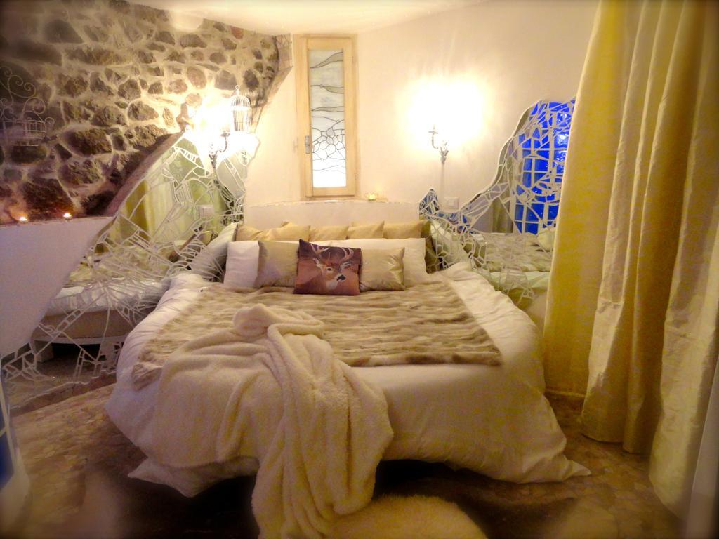 Vistalago Guesthouse ネーミ エクステリア 写真
