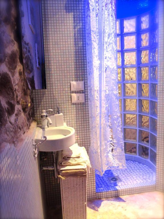 Vistalago Guesthouse ネーミ エクステリア 写真